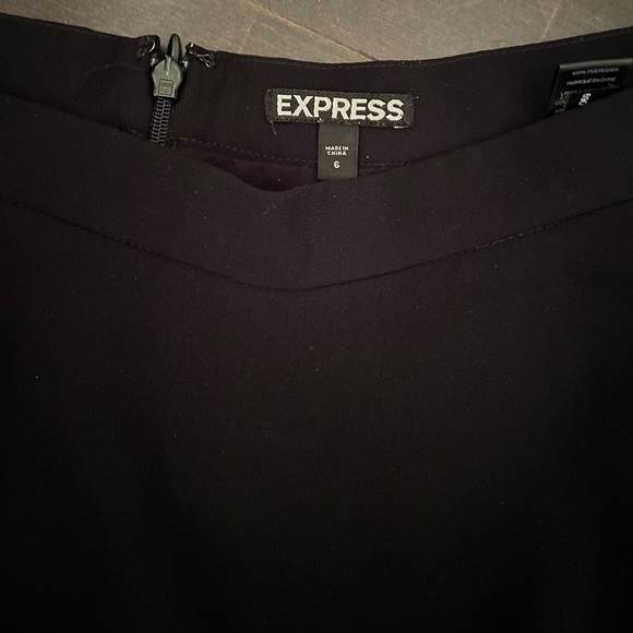 Express Black A-line Mini Skirt - Picture 2 of 3